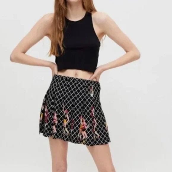 Urban Outfitters Cecile Pleated Basketball Sports Boho Peasant Street Mini Skirt - Picture 2 of 8